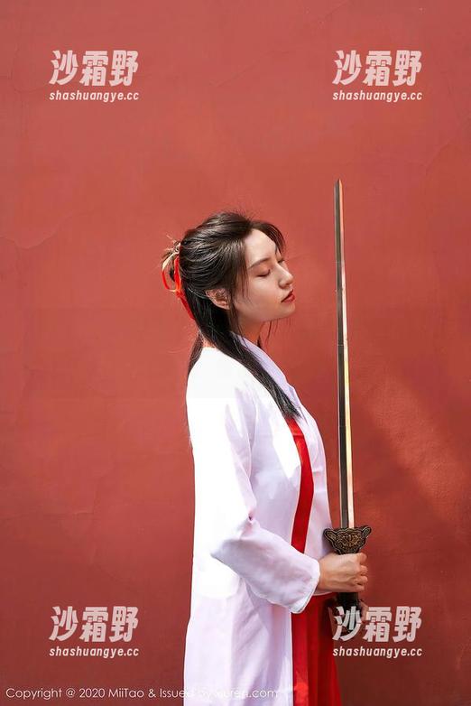 蜜桃社-咕噜Sweet 蜜桃社 - 咕噜Sweet的女仆写真:图片直击,资源满载!