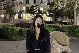 微密圈 – 一图胜千言！软妹小九九的体操服私拍，比香肠还员外！