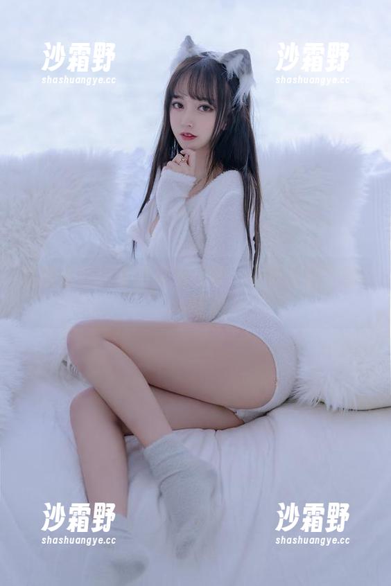 过期米线线喵的欢乐日常：小狗日记中的cos奇遇