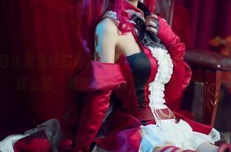 看了阿包也是兔娘的和服写真，我就想说，传统也能穿得这么酷，果然得麻烦她多分享几组。