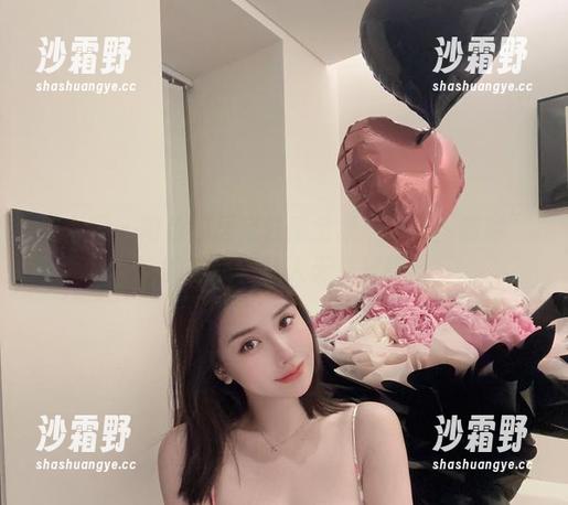 微密圈 - 阿色的居家性感全集：那种“随意”的姿态真让人无法抗拒