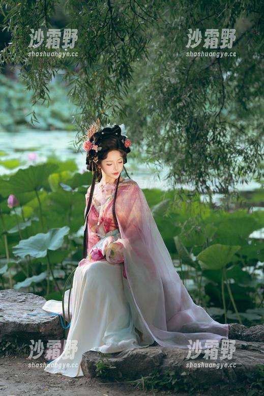 520特辑豪华在线：雯妹不讲道理的图片，让我一秒变成也想要云爱的焦虑症患者