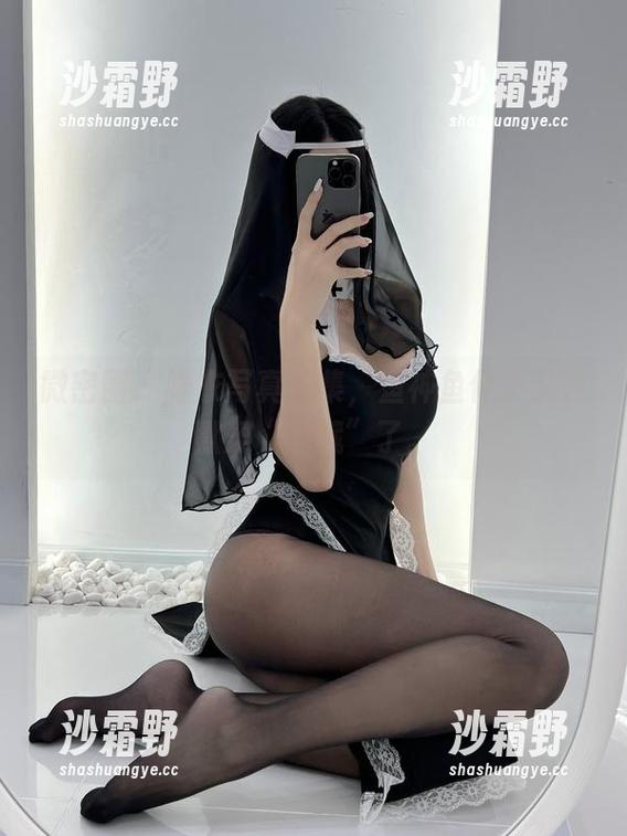 微密圈 - 睡衣写真合集，鱼神鱼似乎又在默契“躲藏”了。